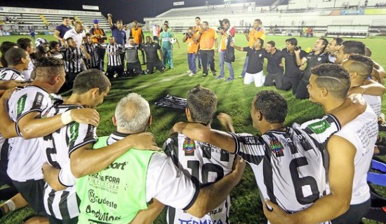 22313398006_488f06eb71_z