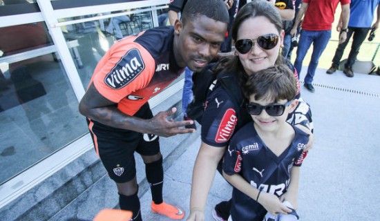 27515323343_1e39237b04_z-600×400